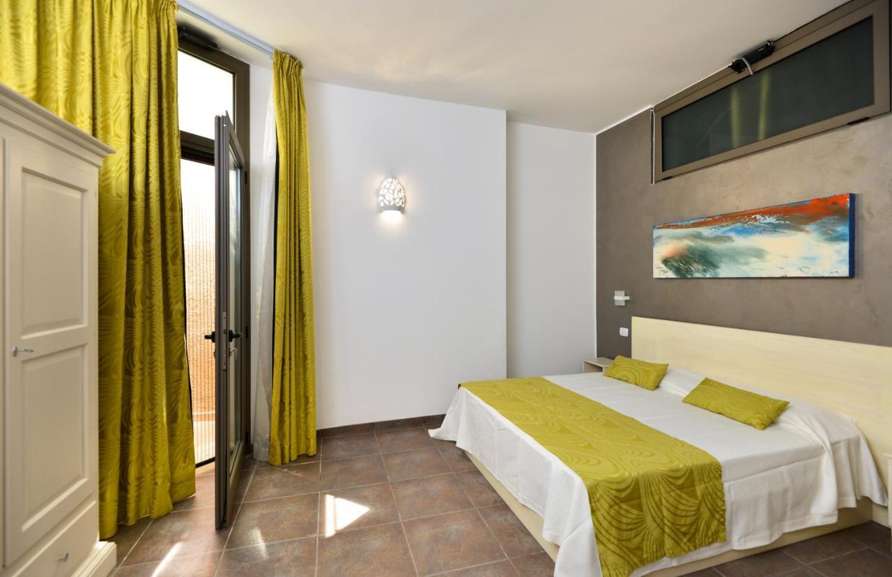 Damavi Suite 2 Torre dell'Orso Extérieur photo