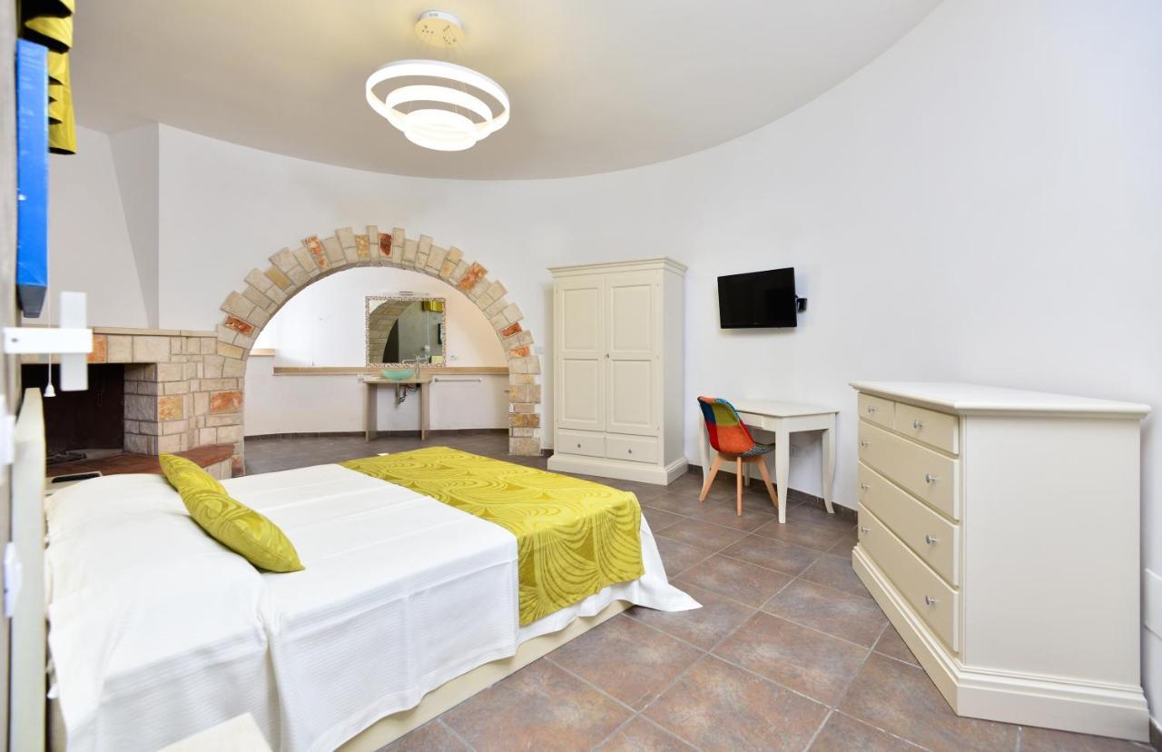 Damavi Suite 2 Torre dell'Orso Extérieur photo